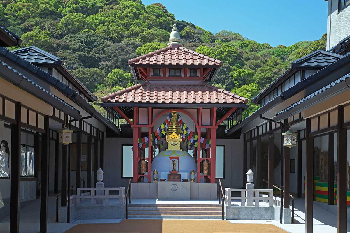 亜細亜万神殿